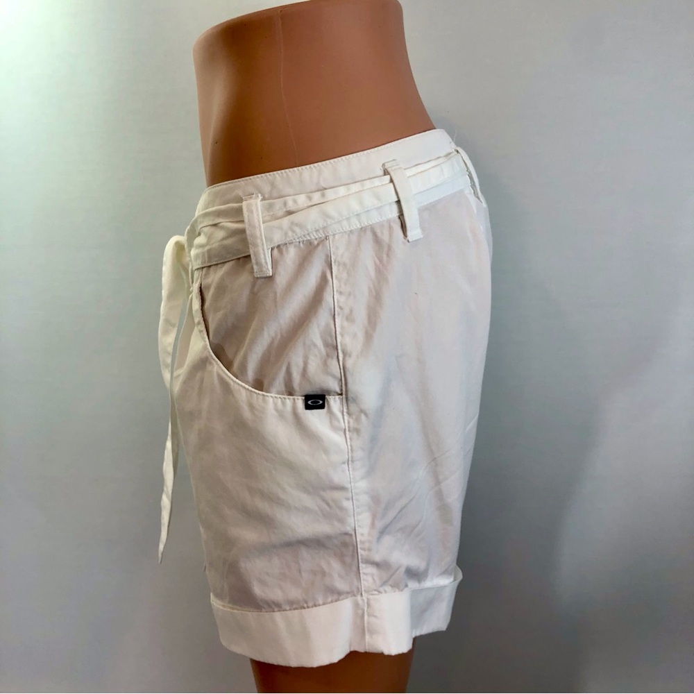 Oakley White Cuffed Shorts - Picture 3 of 16